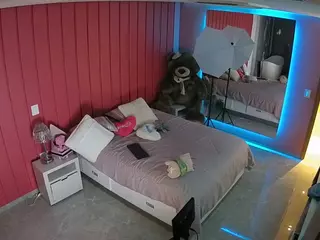 Casa Salsa Bedroom 5's Live Sex Cam Show