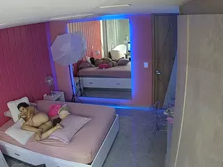 Casa Salsa Bedroom 5's Live Sex Cam Show