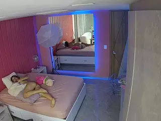 Casa Salsa Bedroom 5's Live Sex Cam Show