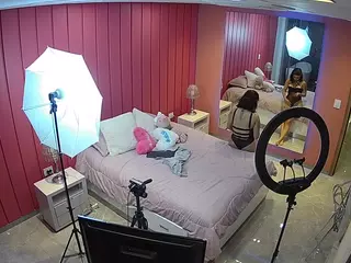 Casa Salsa Bedroom 5's Live Sex Cam Show