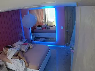 Casa Salsa Bedroom 5's Live Sex Cam Show