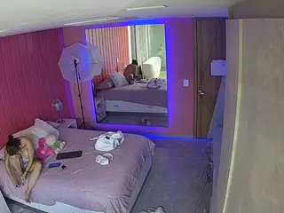 Casa Salsa Bedroom 5's Live Sex Cam Show