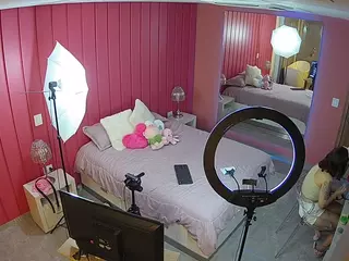 Casa Salsa Bedroom 5's Live Sex Cam Show