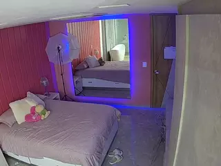 Casa Salsa Bedroom 5's Live Sex Cam Show