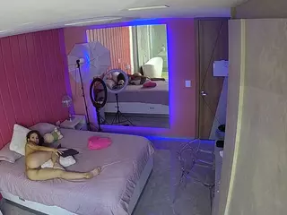 Casa Salsa Bedroom 5's Live Sex Cam Show