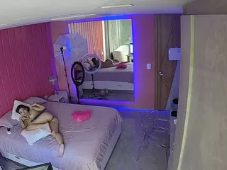 Casa Salsa Bedroom 5's Live Sex Cam Show