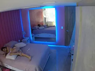 Casa Salsa Bedroom 5's Live Sex Cam Show