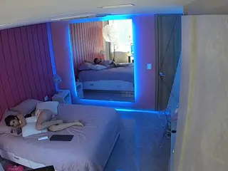 Casa Salsa Bedroom 5's Live Sex Cam Show