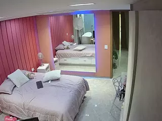 Casa Salsa Bedroom 5's Live Sex Cam Show