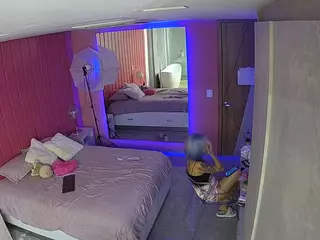 Casa Salsa Bedroom 5's Live Sex Cam Show