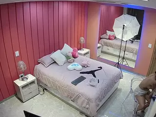 Casa Salsa Bedroom 5's Live Sex Cam Show