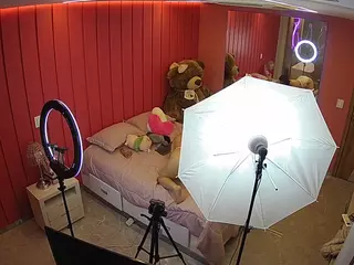 Casa Salsa Bedroom 5's Live Sex Cam Show