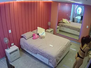 Casa Salsa Bedroom 5's Live Sex Cam Show