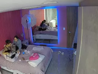 Casa Salsa Bedroom 5's Live Sex Cam Show