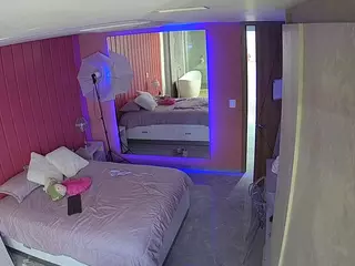 Casa Salsa Bedroom 5's Live Sex Cam Show