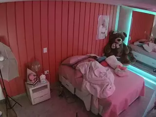 Casa Salsa Bedroom 5's Live Sex Cam Show