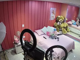 Casa Salsa Bedroom 5's Live Sex Cam Show