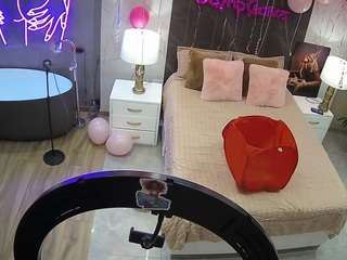 Moniquexxx camsoda voyeurcam-casa-salsa-bedroom-6