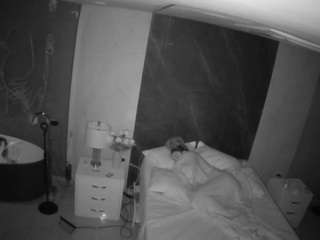 voyeurcam-casa-salsa-bedroom-6