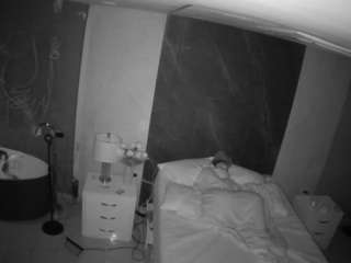 voyeurcam-casa-salsa-bedroom-6