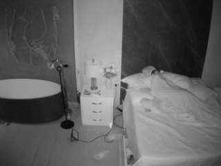 voyeurcam-casa-salsa-bedroom-6