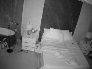 voyeurcam-casa-salsa-bedroom-6