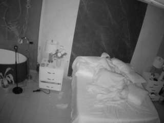 voyeurcam-casa-salsa-bedroom-6