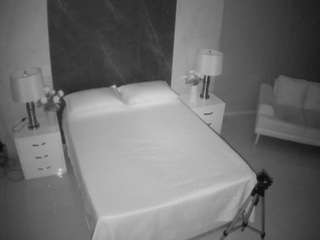 voyeurcam-casa-salsa-bedroom-6