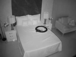 voyeurcam-casa-salsa-bedroom-6