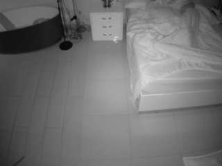 voyeurcam-casa-salsa-bedroom-6