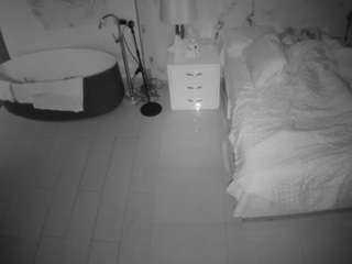 voyeurcam-casa-salsa-bedroom-6