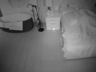 voyeurcam-casa-salsa-bedroom-6