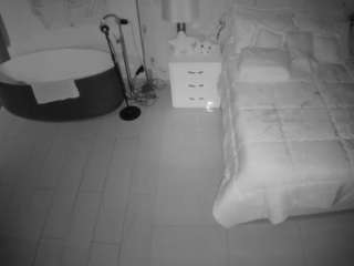 voyeurcam-casa-salsa-bedroom-6
