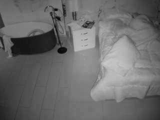 voyeurcam-casa-salsa-bedroom-6