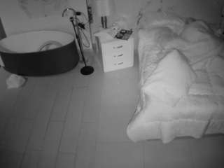 voyeurcam-casa-salsa-bedroom-6