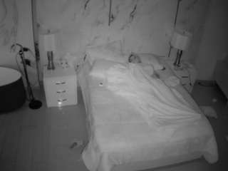 voyeurcam-casa-salsa-bedroom-6