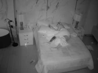 voyeurcam-casa-salsa-bedroom-6
