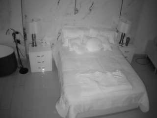 voyeurcam-casa-salsa-bedroom-6