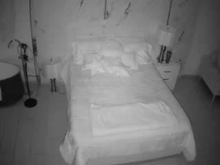 voyeurcam-casa-salsa-bedroom-6