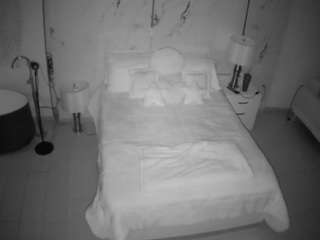 voyeurcam-casa-salsa-bedroom-6
