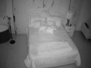 voyeurcam-casa-salsa-bedroom-6