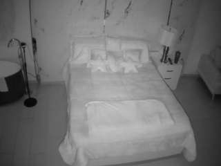 voyeurcam-casa-salsa-bedroom-6