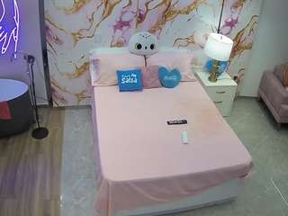 voyeurcam-casa-salsa-bedroom-6