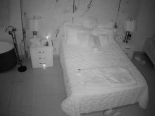 voyeurcam-casa-salsa-bedroom-6