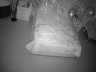 voyeurcam-casa-salsa-bedroom-6