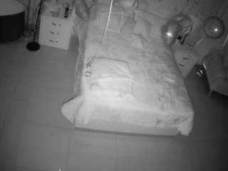 voyeurcam-casa-salsa-bedroom-6