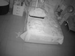 voyeurcam-casa-salsa-bedroom-6
