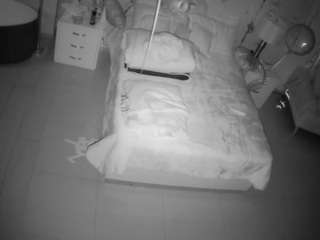 voyeurcam-casa-salsa-bedroom-6