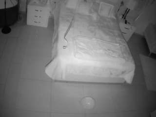voyeurcam-casa-salsa-bedroom-6