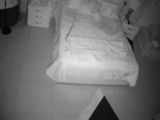 voyeurcam-casa-salsa-bedroom-6
